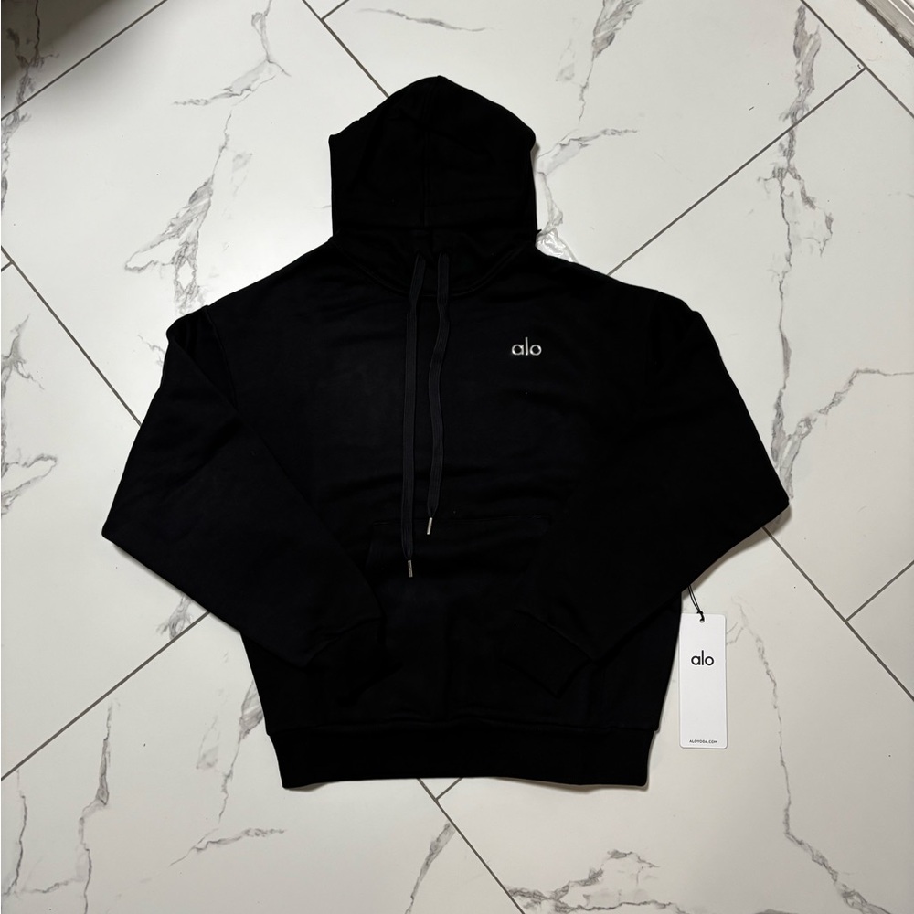 ALO Yoga Men's Dark Hoodie Sweater - Picture 2 of 6